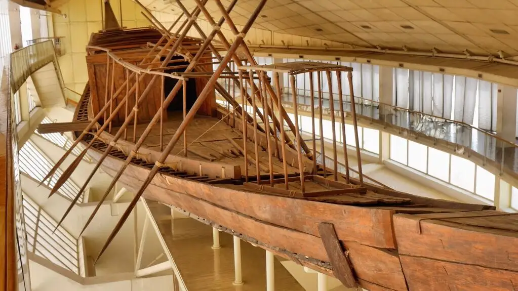 Khufu  boat_museum- Egypt Travel Booking Giza